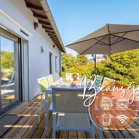 Beausejour - Maison Calme, Terrasse Et Jardin, Proche Parc Aquatique بيت للعطل *