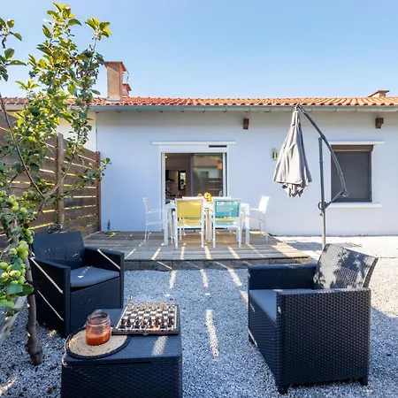 Beausejour - Maison Calme, Terrasse Et Jardin, Proche Parc Aquatique مازامي