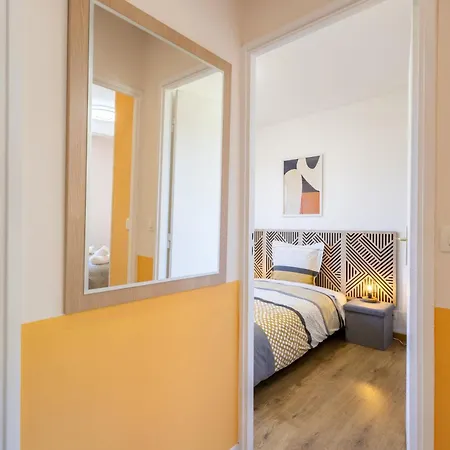 Beausejour - Maison Calme, Terrasse Et Jardin, Proche Parc Aquatique بيت للعطل *