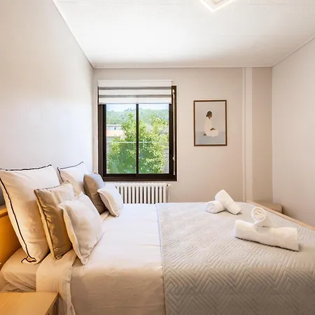 Beausejour - Maison Calme, Terrasse Et Jardin, Proche Parc Aquatique بيت للعطل